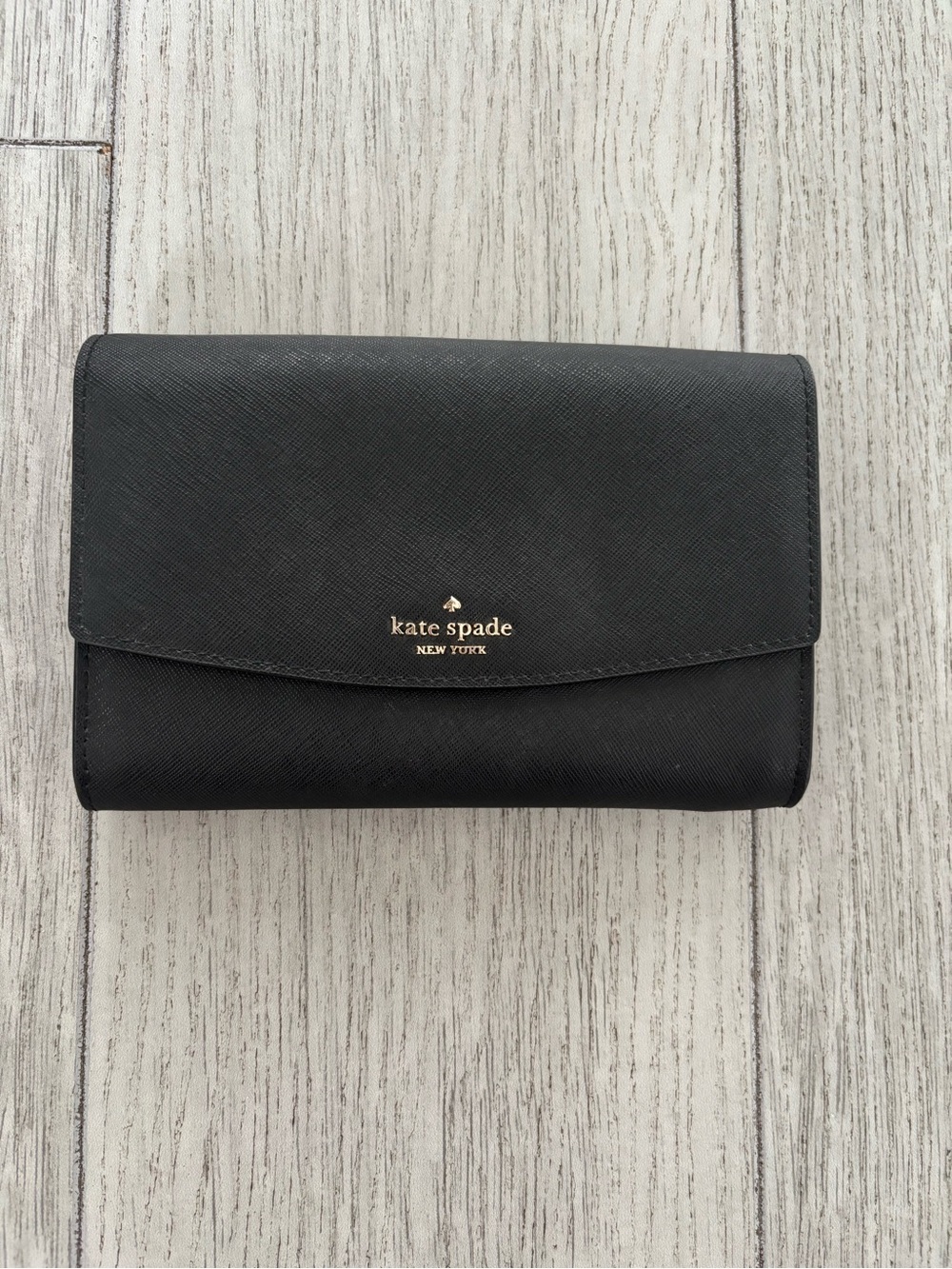 Kate Spade clutch in classic black. EUC.